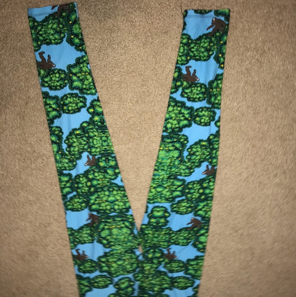 Lularoe Bigfoot O.S Leggings